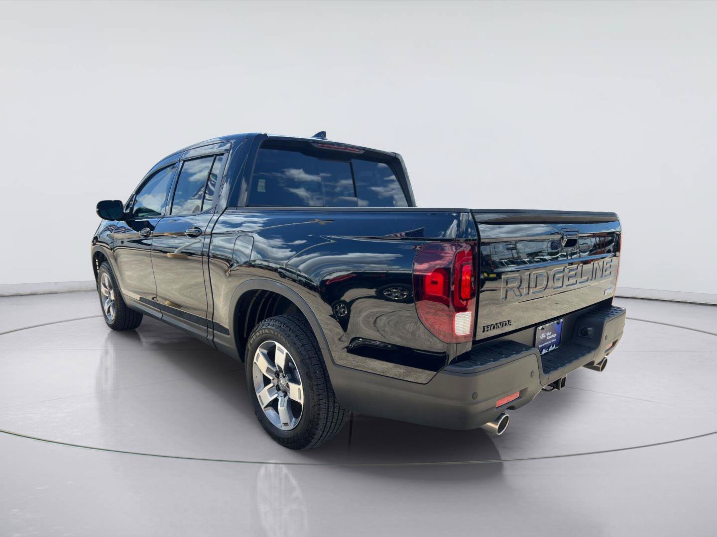 Used 2026 Honda Ridgeline Black Edition image 5