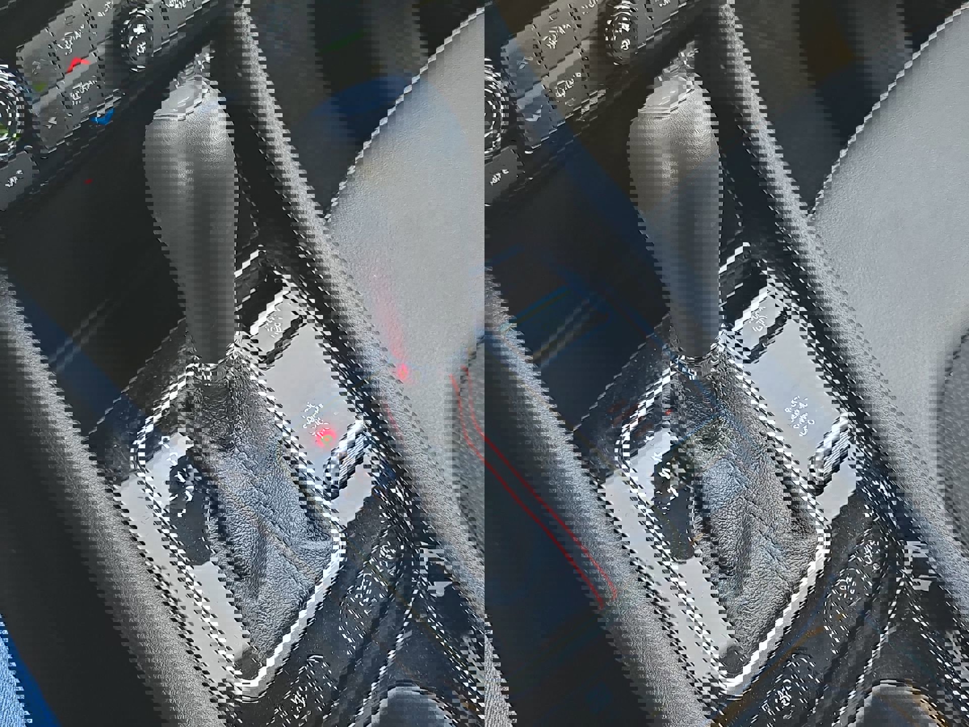 Used 2024 Jeep Compass Trailhawk image 18