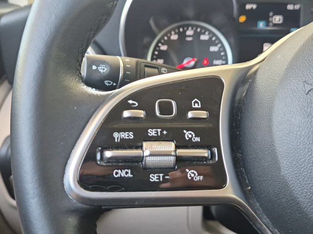 Used 2022 Mercedes-Benz GLC 300 4MATIC w/ Premium Package Lite image 18