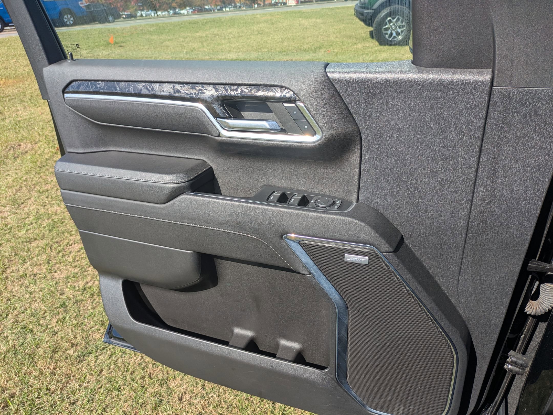 Used 2023 Chevrolet Silverado 1500 RST w/ Convenience Package II image 18