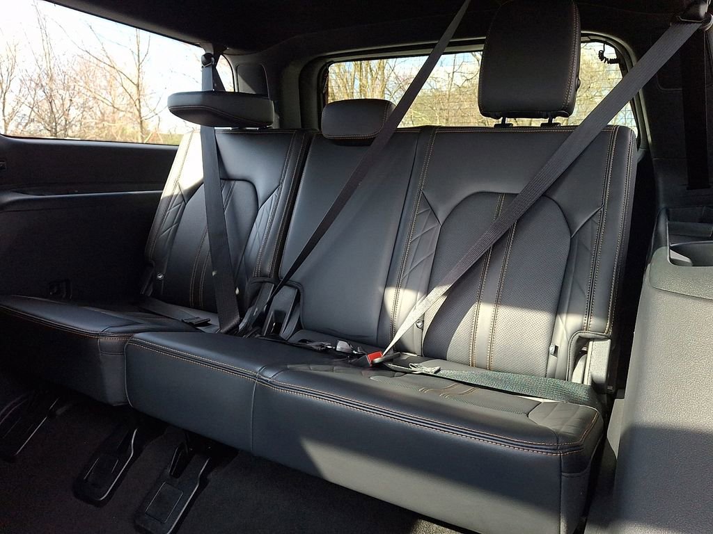 Certified 2024 Ford Expedition Max Platinum AWD/4WD image 11