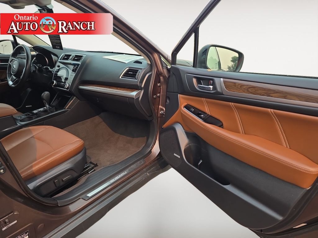 Used 2019 Subaru Outback 3.6R Touring AWD/4WD image 2