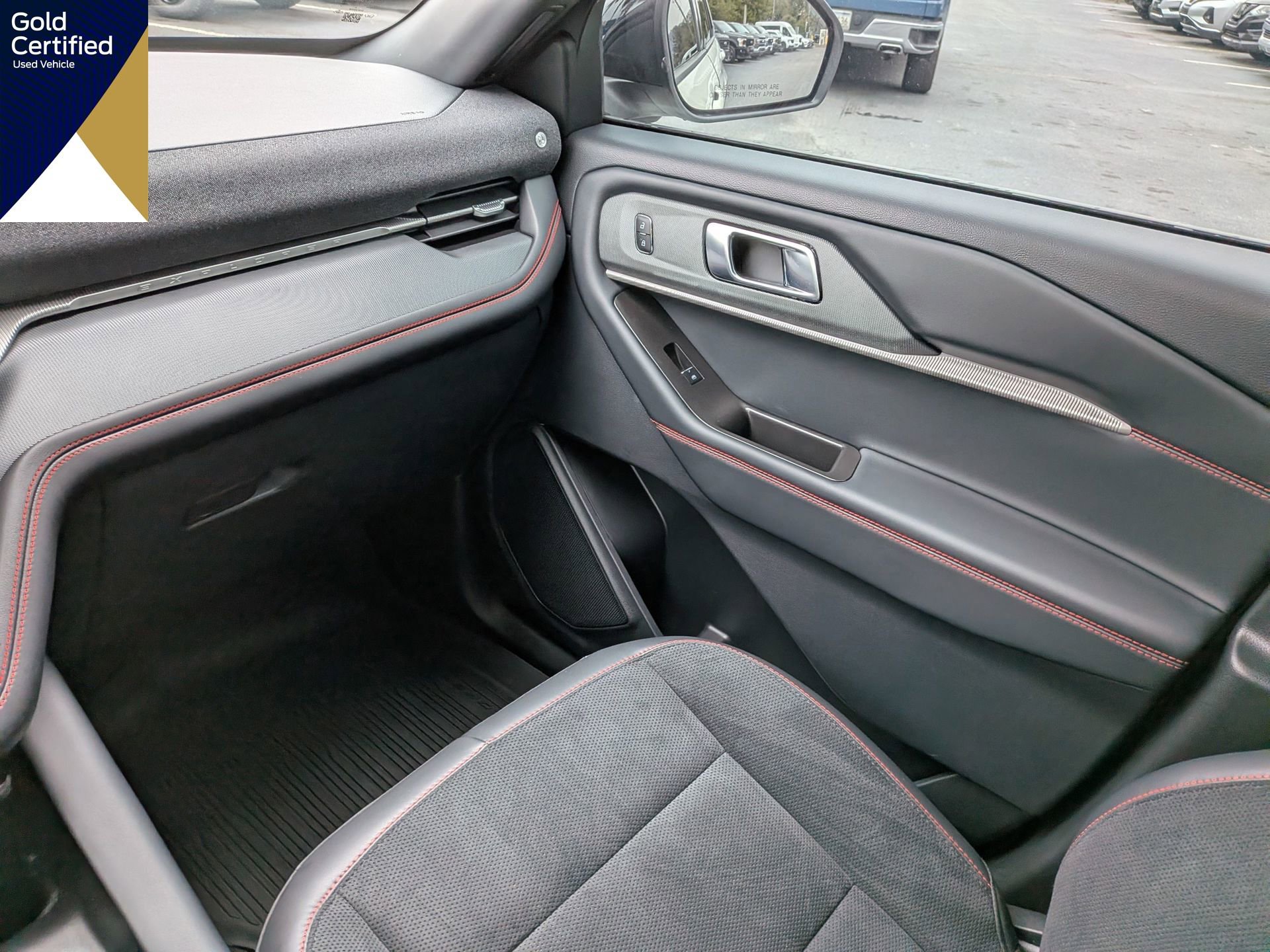 Certified 2025 Ford Explorer ST image 21
