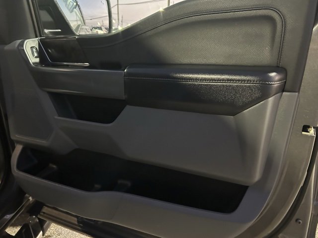 Certified 2022 Ford F150 XLT w/ Equipment Group 302A High image 19