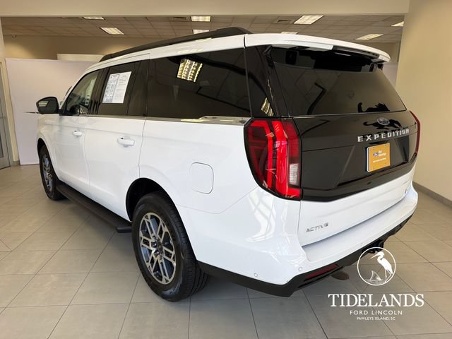 Certified 2025 Ford Expedition Active RWD image 6