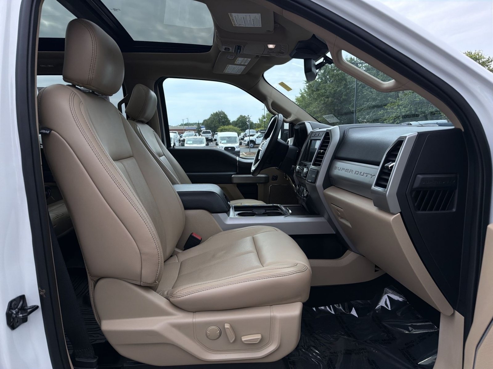 Certified 2020 Ford F250 Lariat w/ Lariat Ultimate Package AWD/4WD image 24