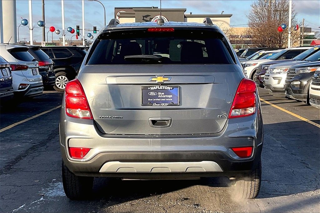 Used 2019 Chevrolet Trax LT w/ LT Convenience Package image 3