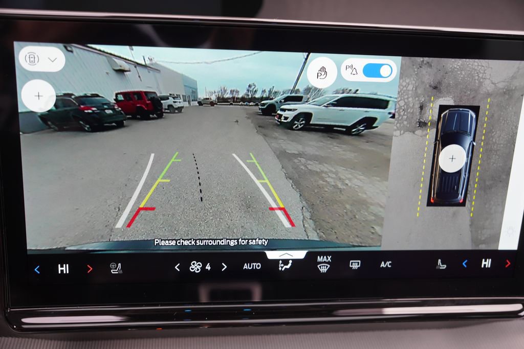 Certified 2025 Ford Expedition Active AWD/4WD image 42