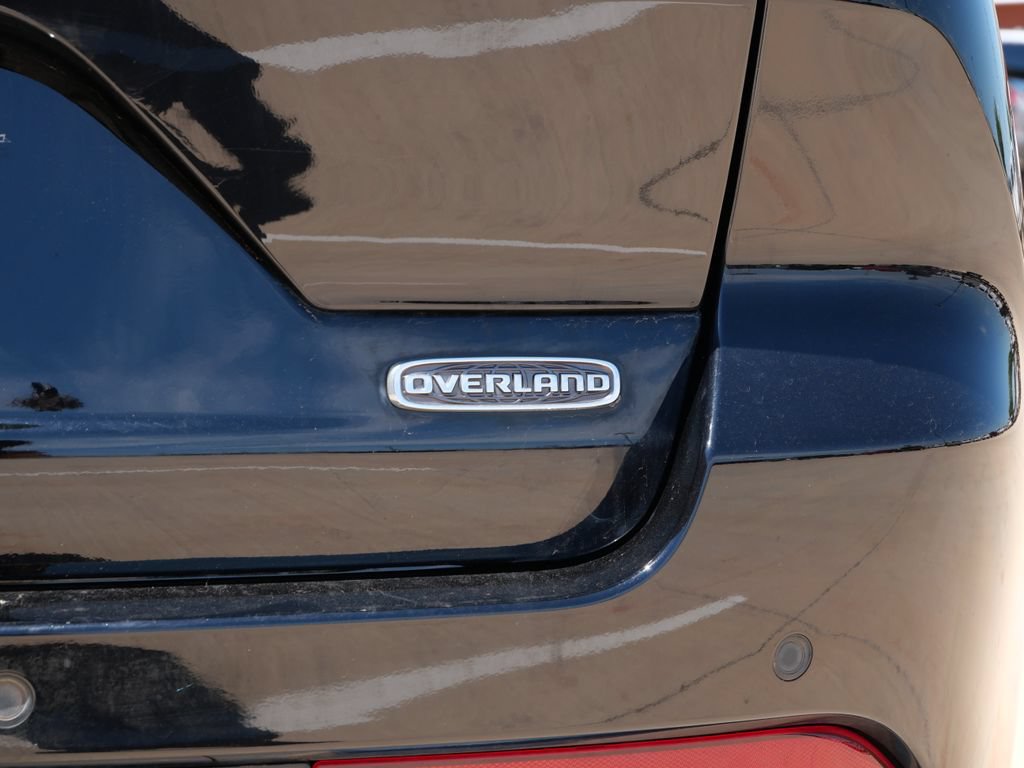 Used 2023 Jeep Grand Cherokee Overland w/ Luxury Tech Group IV AWD/4WD image 15
