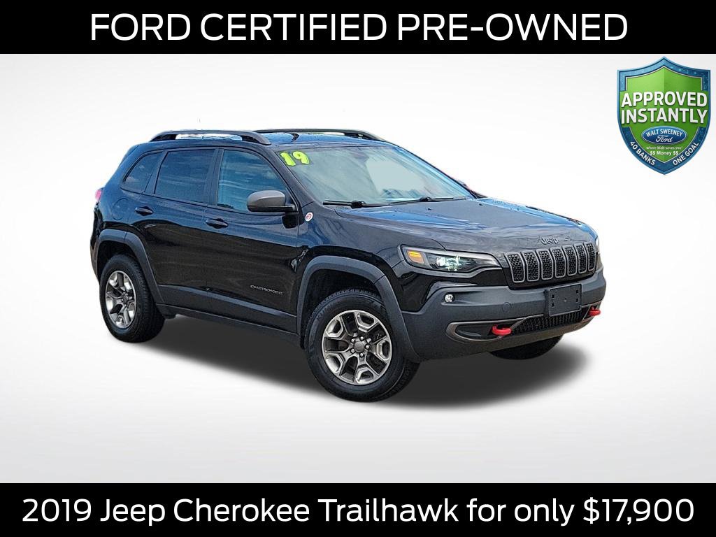 Used 2019 Jeep Cherokee Trailhawk w/ Comfort/Convenience Group