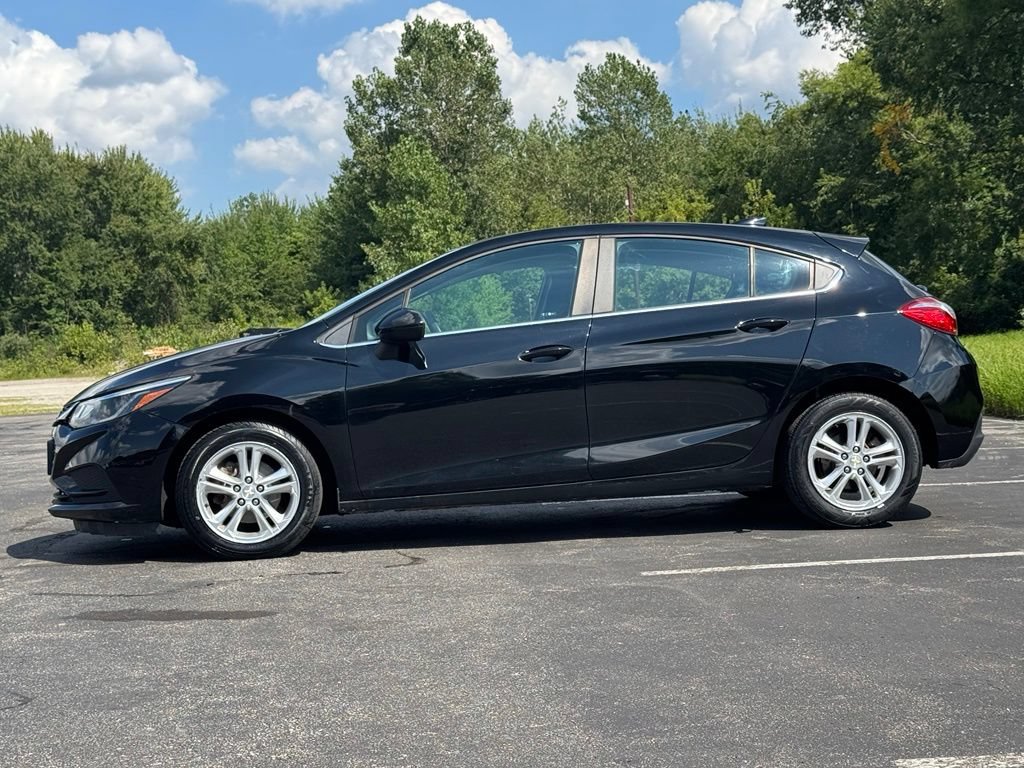 Used 2017 Chevrolet Cruze LT FWD image 8