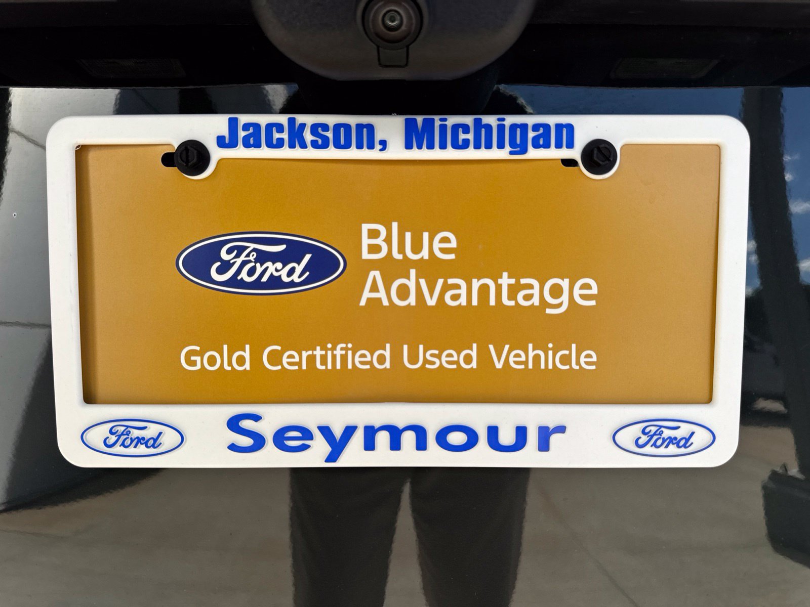Certified 2024 Ford Explorer XLT w/ Equipment Group 202A AWD/4WD image 17