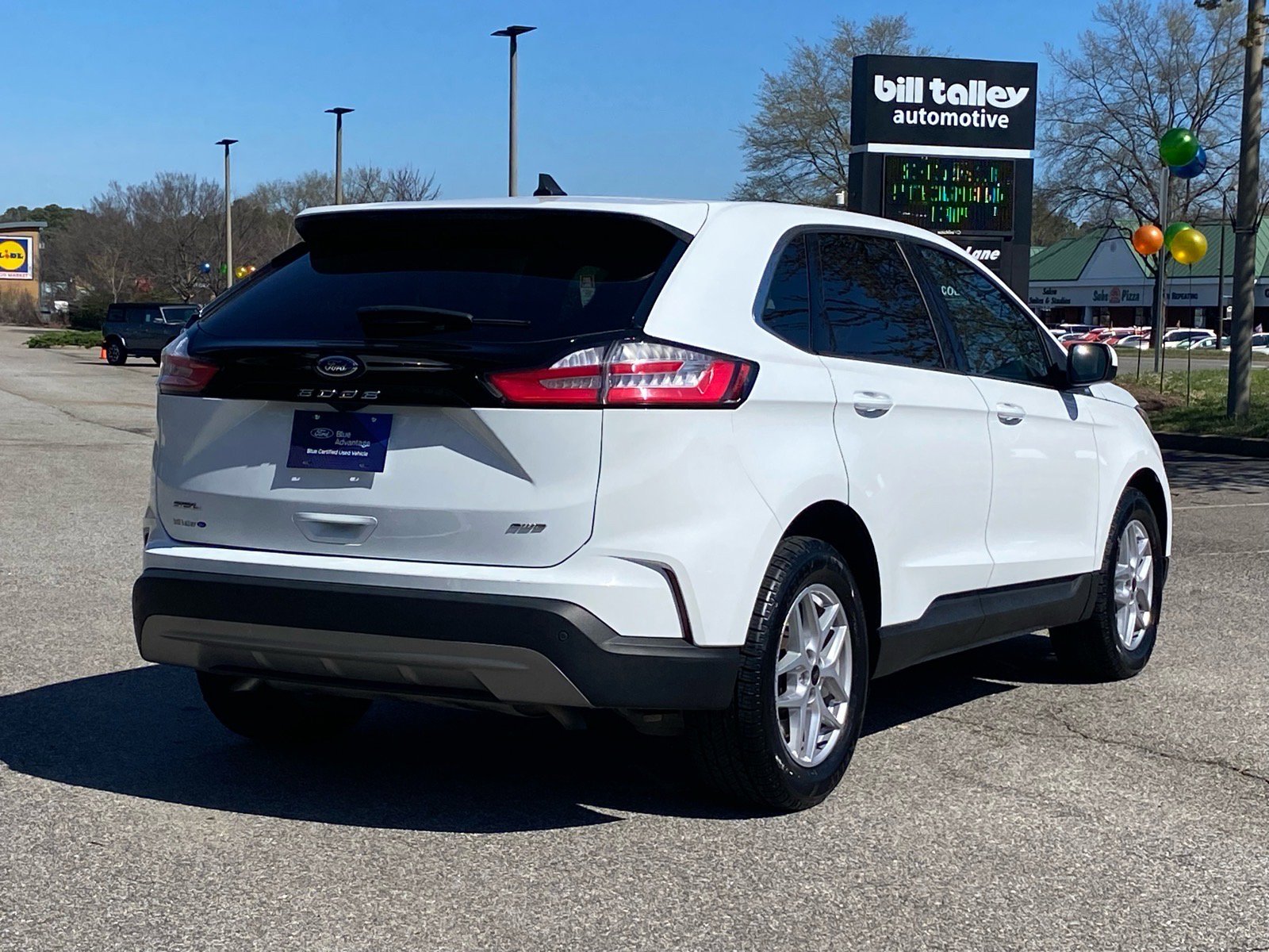 Certified 2024 Ford Edge SEL AWD/4WD image 4
