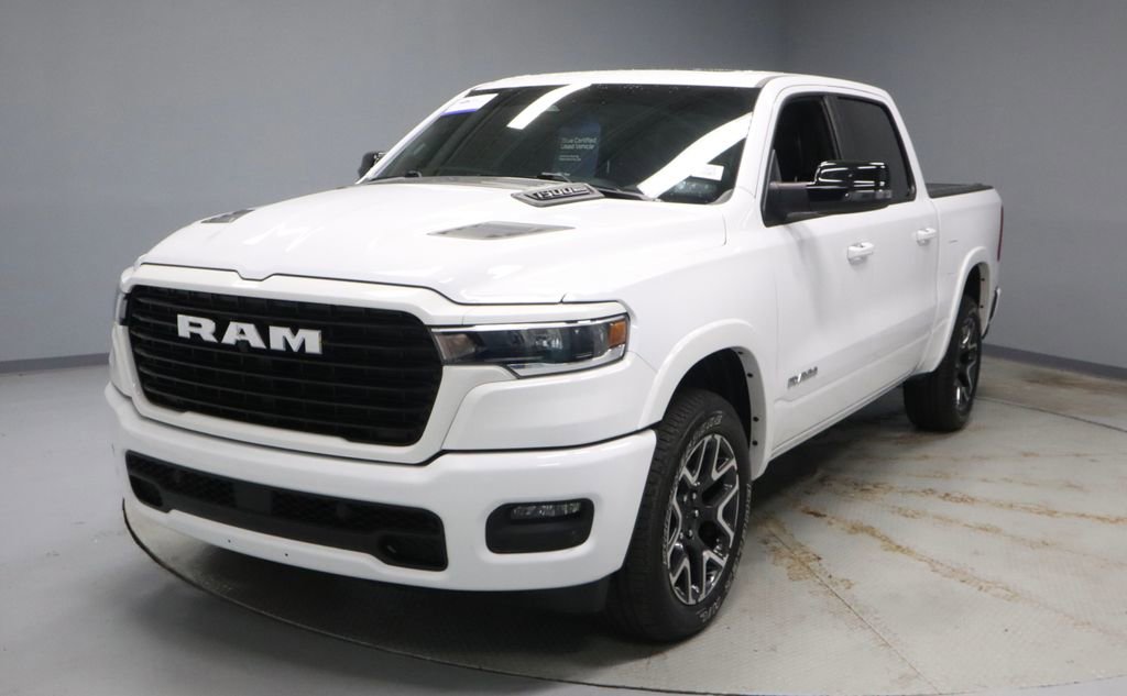 Used 2025 RAM 1500 Laramie w/ Sport Appearance Package AWD/4WD image 8