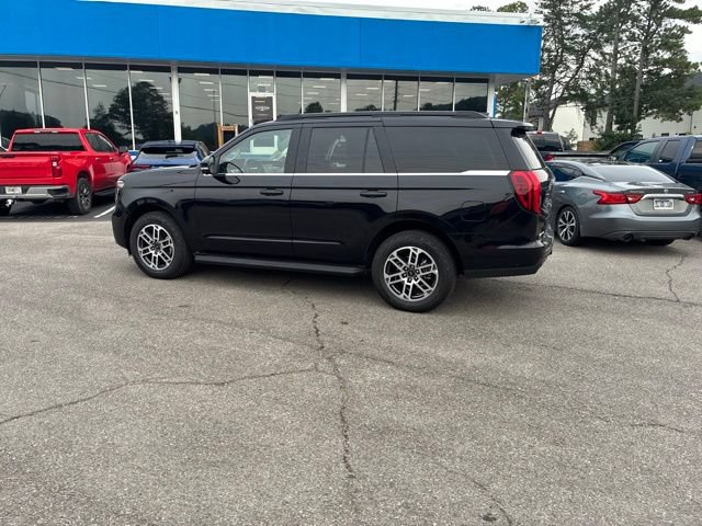 Certified 2025 Ford Expedition Active AWD/4WD image 20