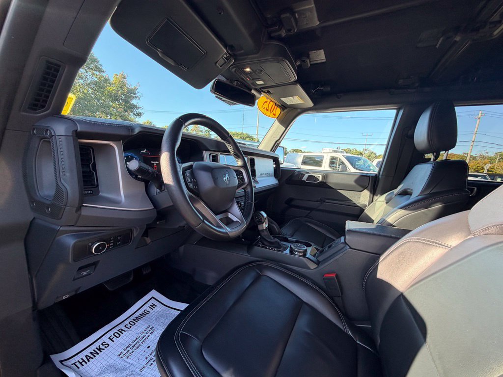 Certified 2025 Ford Bronco Outer Banks w/ Sasquatch Package AWD/4WD image 19