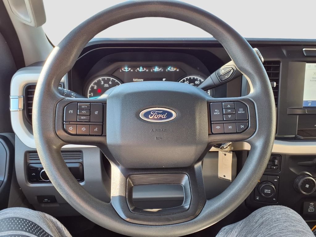 Certified 2023 Ford F250 XL w/ Snow Plow/Camper Package AWD/4WD image 19