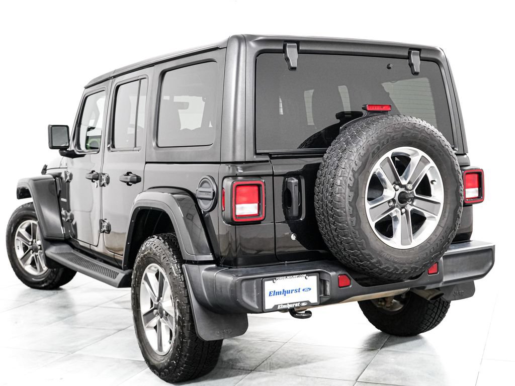 Used 2020 Jeep Wrangler Unlimited Sahara w/ Dual Top Group AWD/4WD image 5