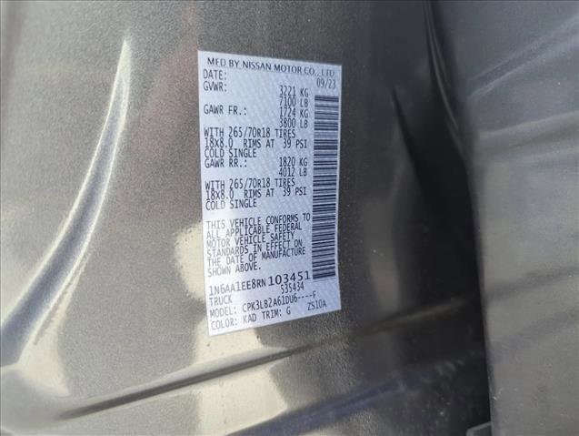 Used 2024 Nissan Titan SV image 26