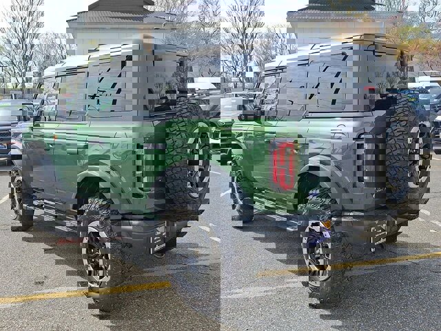 Certified 2023 Ford Bronco Badlands w/ Sasquatch Package AWD/4WD image 3