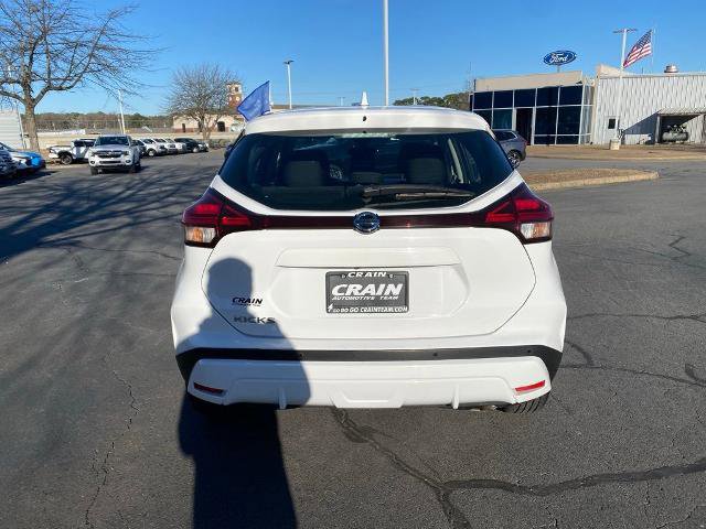 Used 2021 Nissan Kicks S image 4