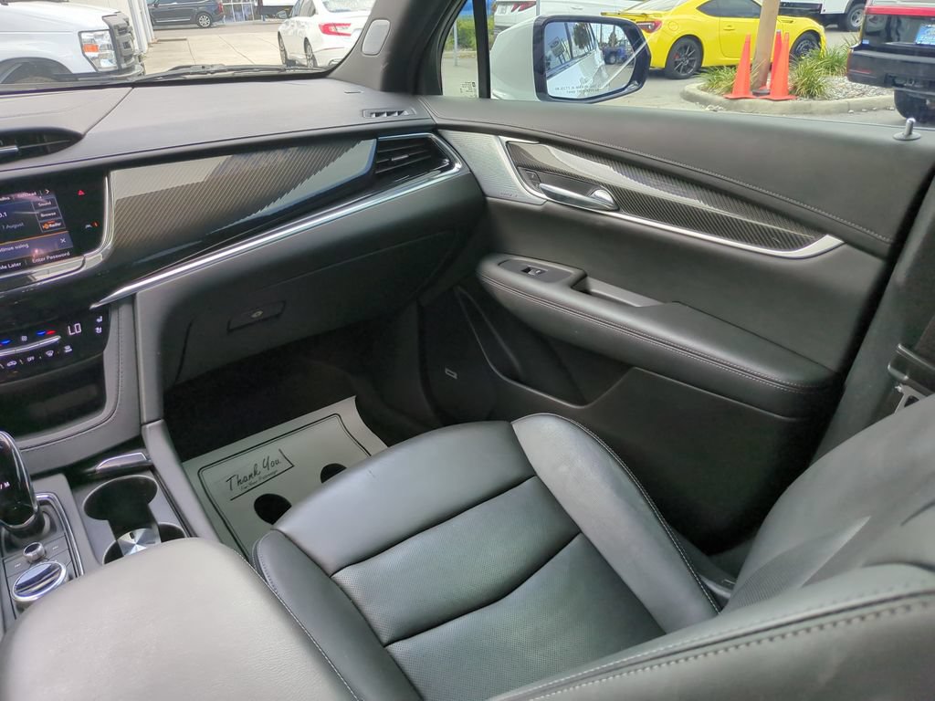 Used 2024 Cadillac XT6 Sport AWD/4WD image 21