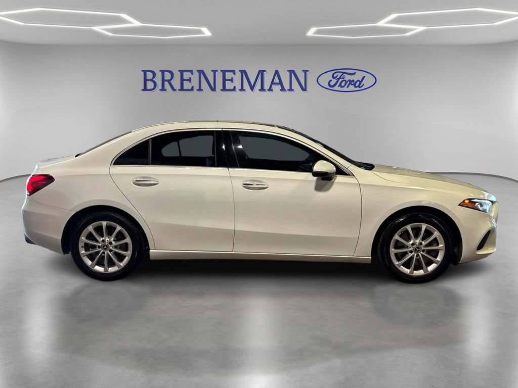 Used 2019 Mercedes-Benz A 220 4MATIC image 4