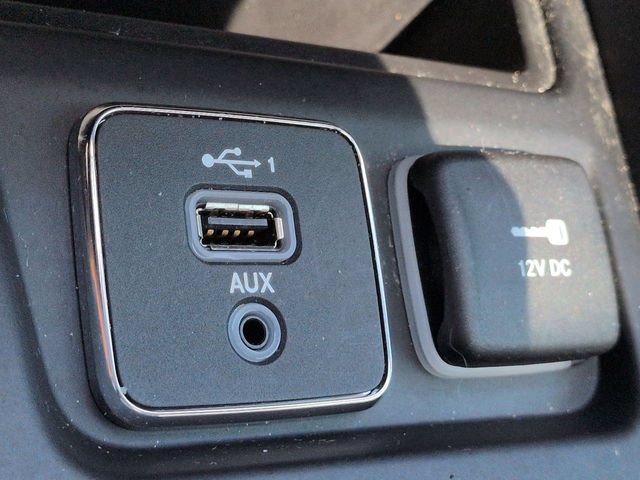 Used 2020 Jeep Cherokee Latitude Plus FWD image 22