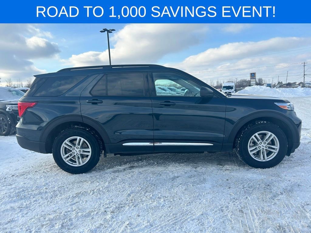 Certified 2022 Ford Explorer XLT w/ Equipment Group 202A image 7