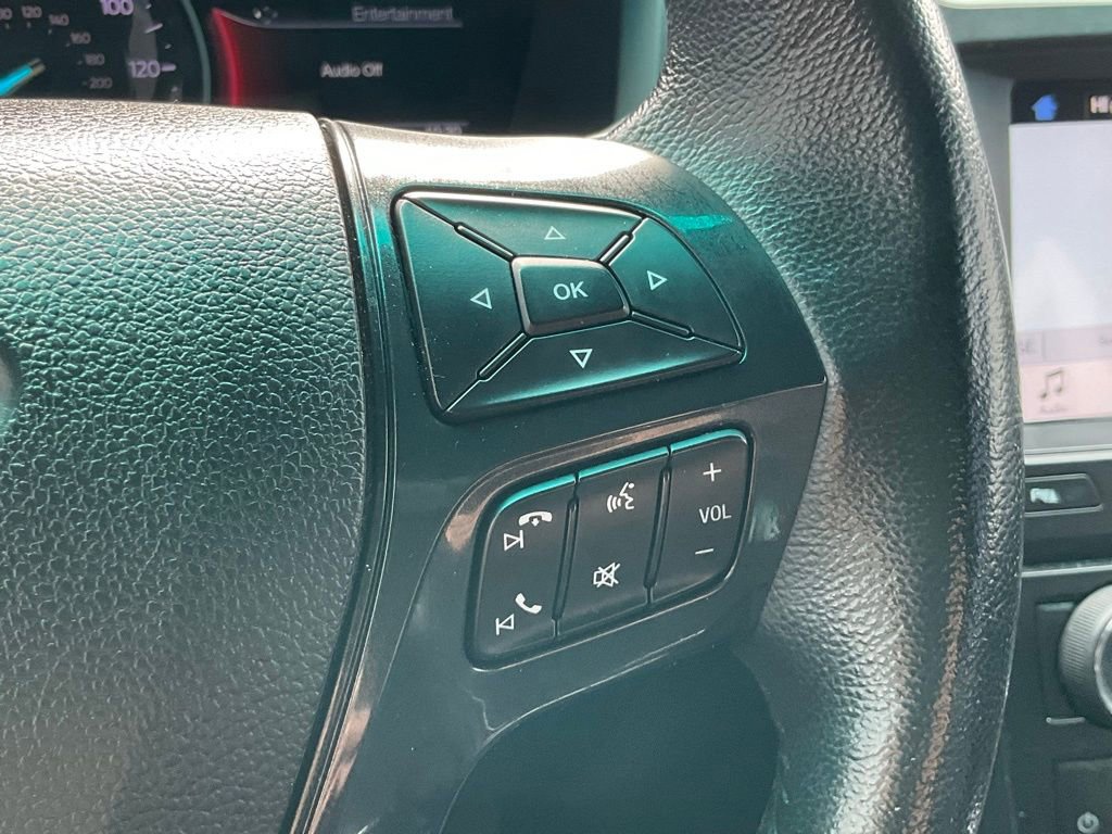 Certified 2017 Ford Explorer XLT w/ Equipment Group 202A image 7