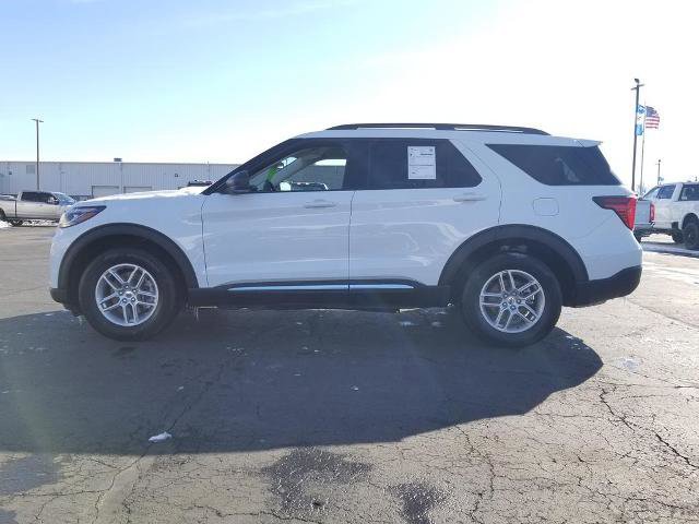 Certified 2025 Ford Explorer Active image 2