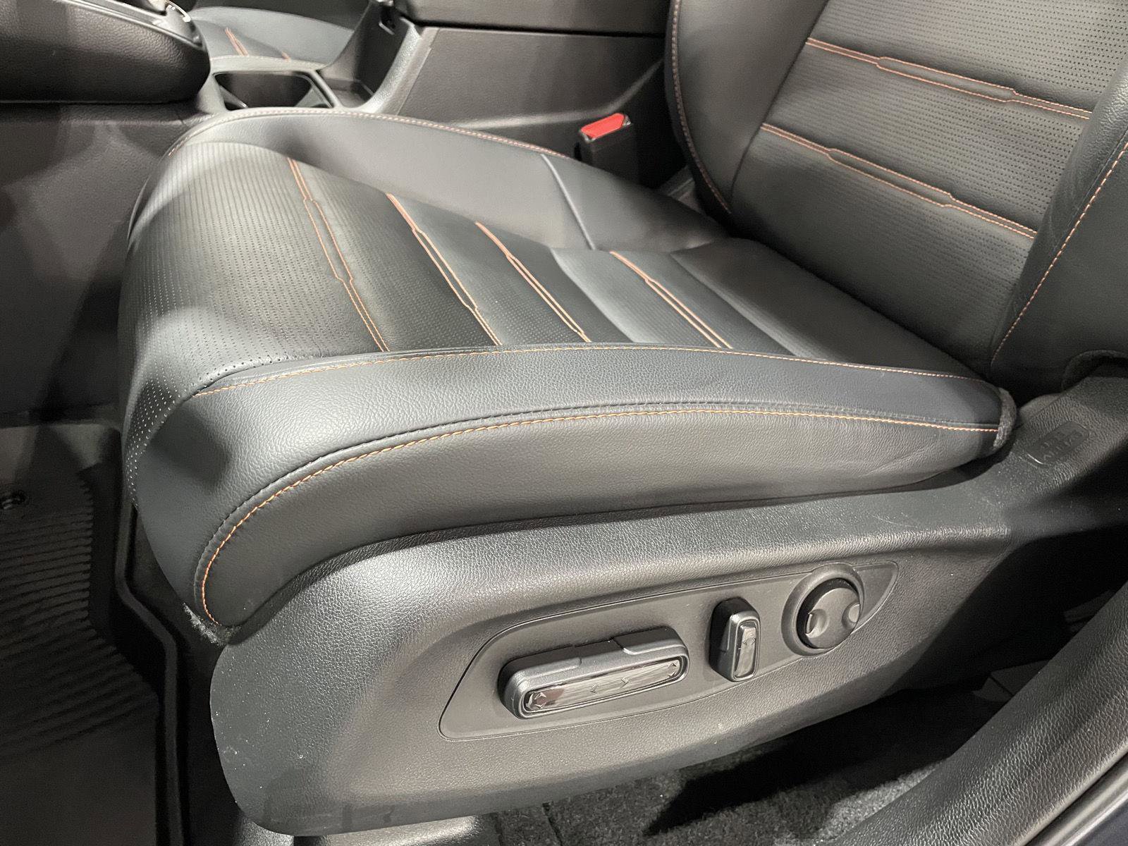 Used 2023 Honda CR-V Sport Touring image 18