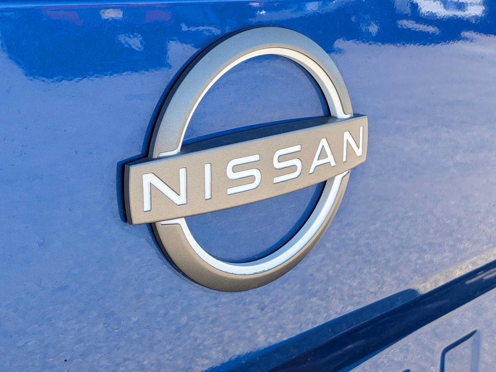 Used 2025 Nissan Frontier SV w/ SV Convenience Package AWD/4WD image 11