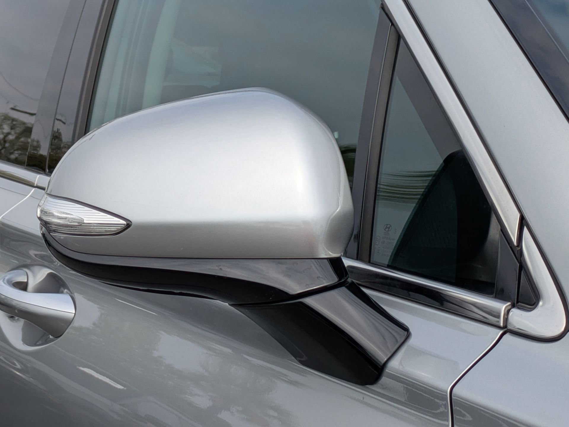 Used 2023 Hyundai Santa Fe SEL image 12