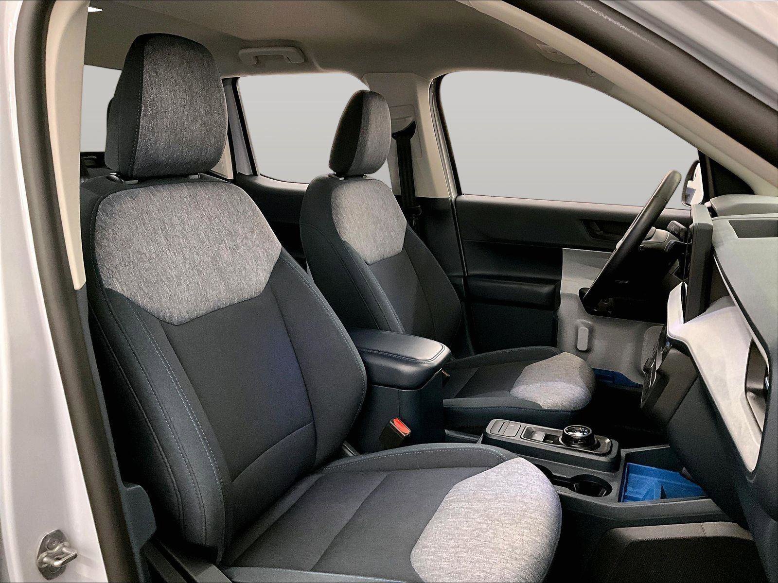 Certified 2025 Ford Maverick XLT w/ XLT Luxury Package FWD image 7