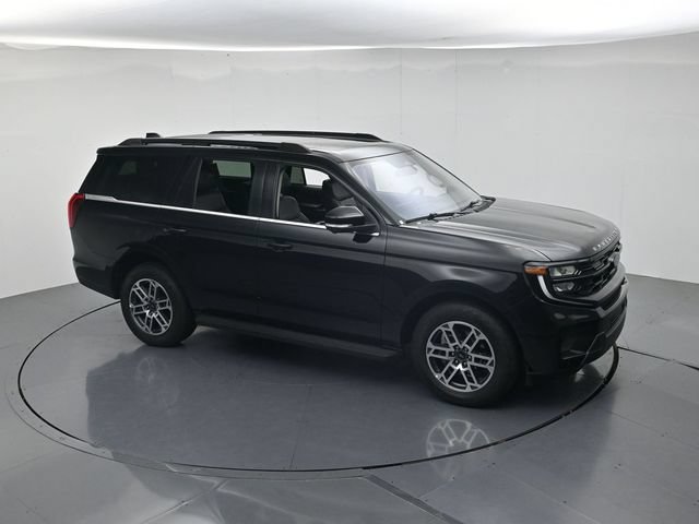 Certified 2025 Ford Expedition Active AWD/4WD image 62