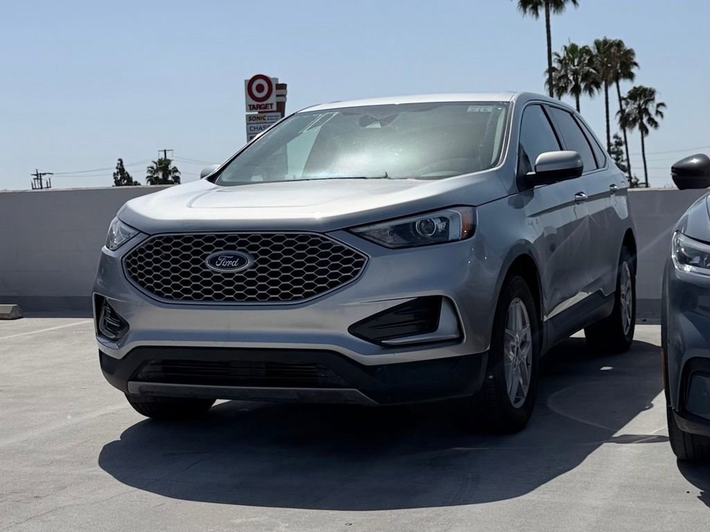 Certified 2024 Ford Edge SEL AWD/4WD image 3