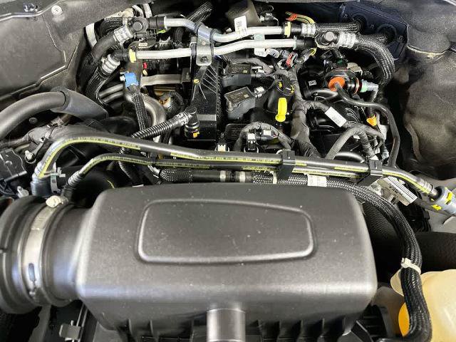 Certified 2023 Ford Explorer XLT w/ Equipment Group 202A RWD image 9