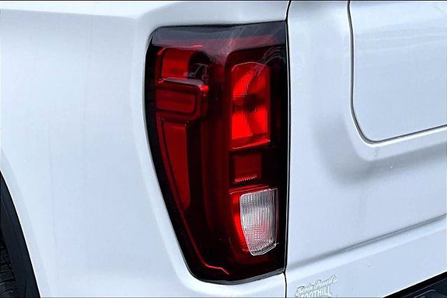Used 2022 GMC Sierra 1500 Elevation w/ LPO, Elevation Black Package AWD/4WD image 31