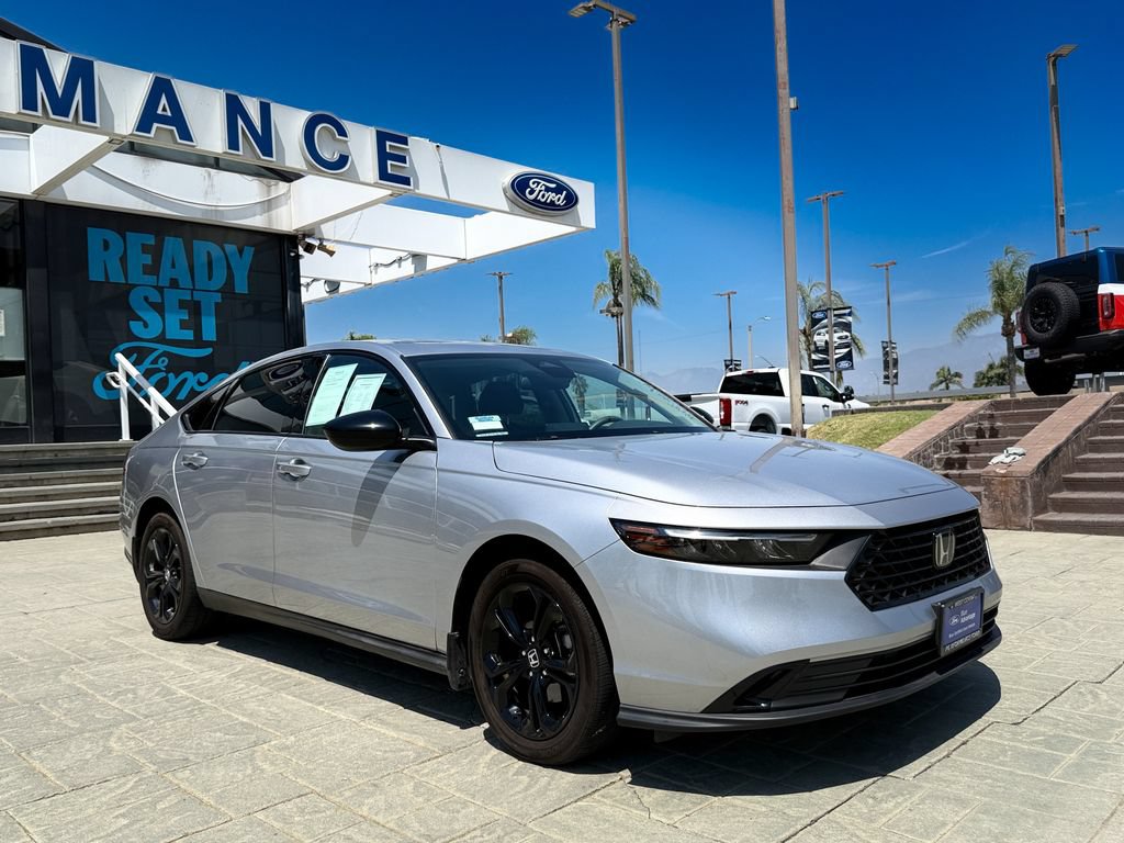 Used 2025 Honda Accord SE image 3