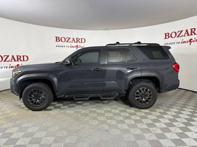 Used 2025 Toyota 4Runner SR5 AWD/4WD image 5