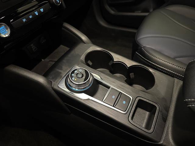 Certified 2025 Ford Escape SE w/ PHEV Premium Package image 26