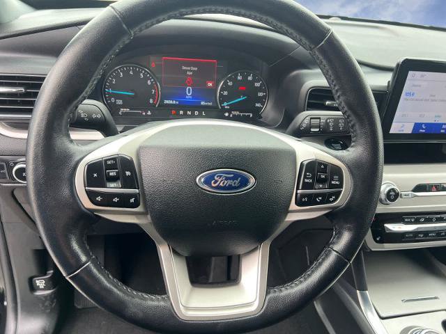 Certified 2023 Ford Explorer XLT w/ Equipment Group 202A RWD image 11