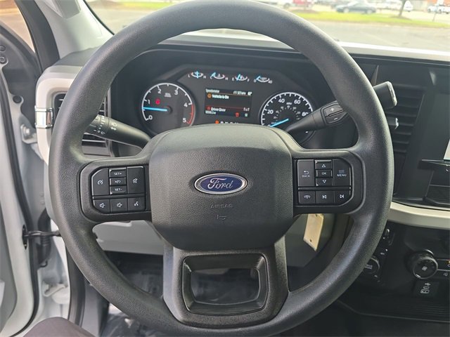 Certified 2025 Ford F350 XLT image 15