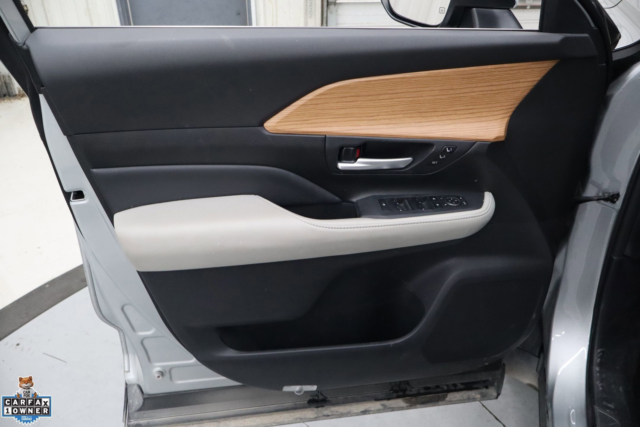 Used 2024 Toyota Grand Highlander Platinum image 14