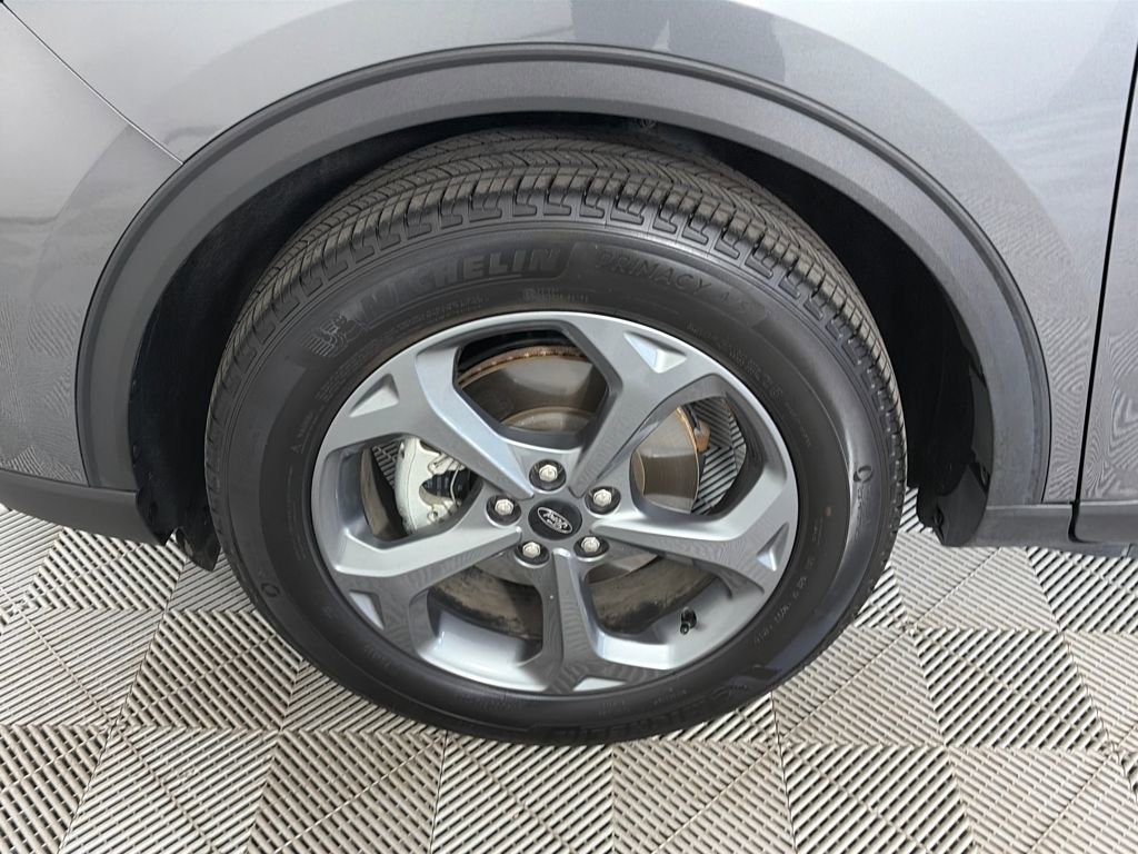 Certified 2025 Ford Escape ST-Line Select image 8