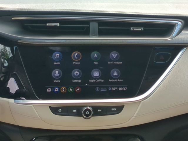 Used 2020 Buick Encore GX Essence w/ Experience Buick Package FWD image 19