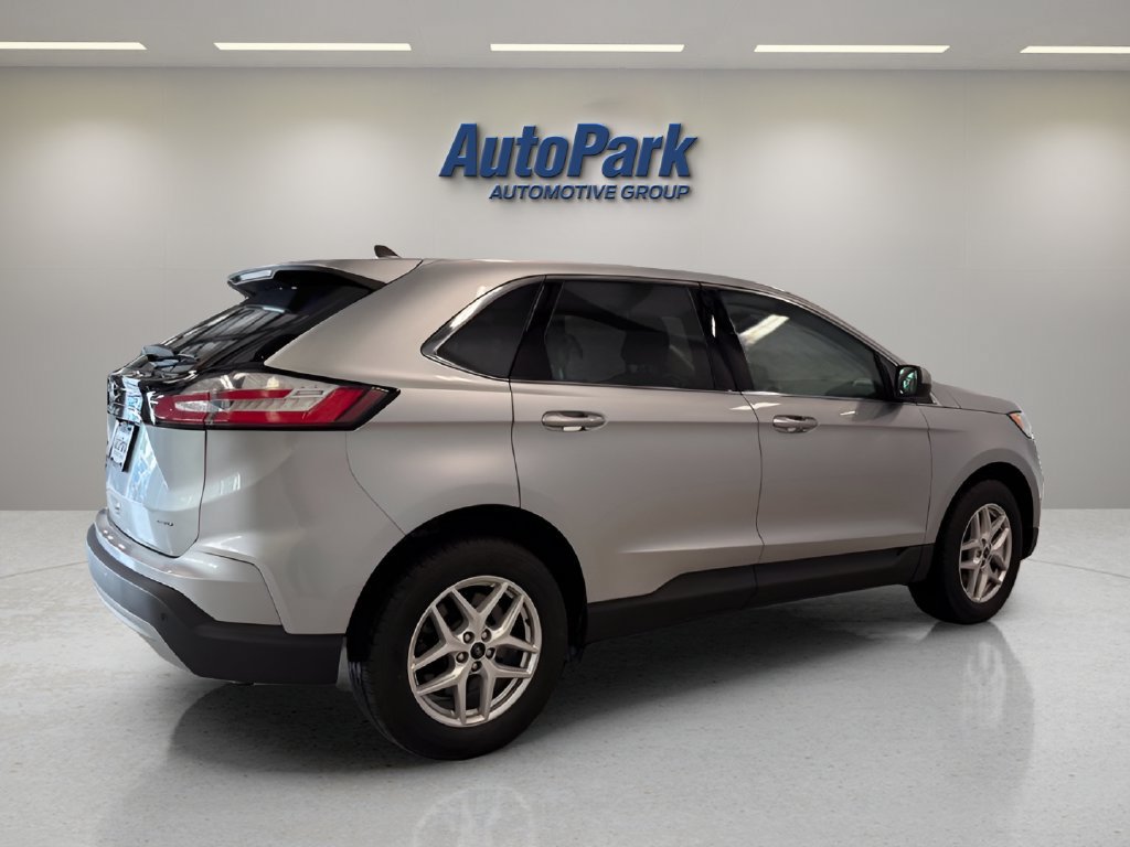 Certified 2023 Ford Edge SEL w/ Convenience Package AWD/4WD image 7