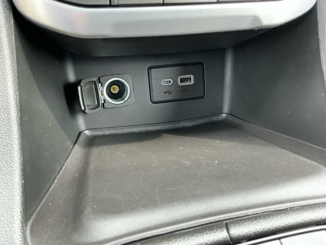 Used 2022 GMC Acadia SLE w/ Driver Convenience Package AWD/4WD image 23