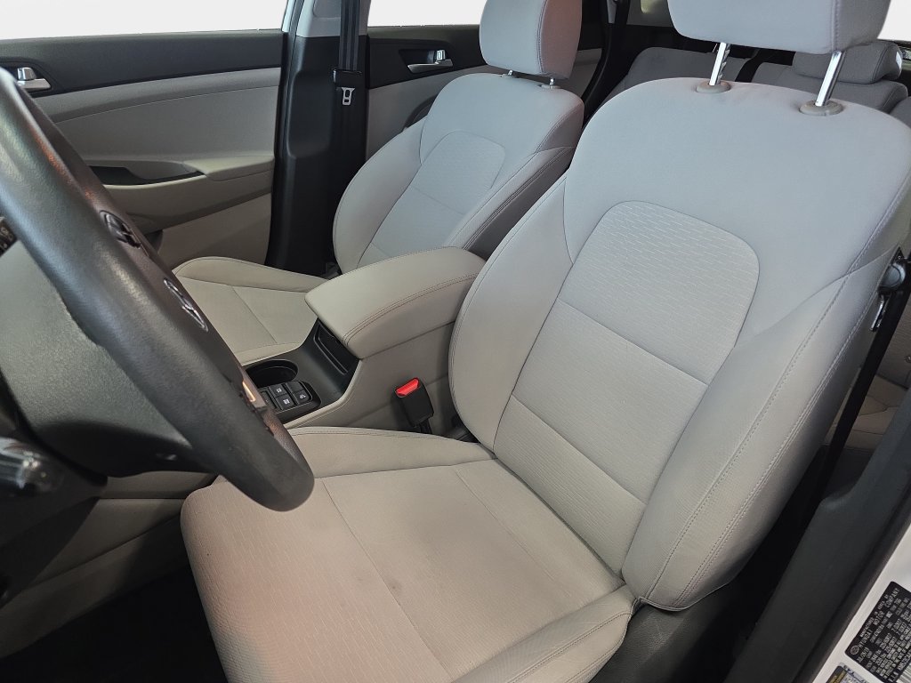 Used 2020 Hyundai Tucson Value AWD/4WD image 12